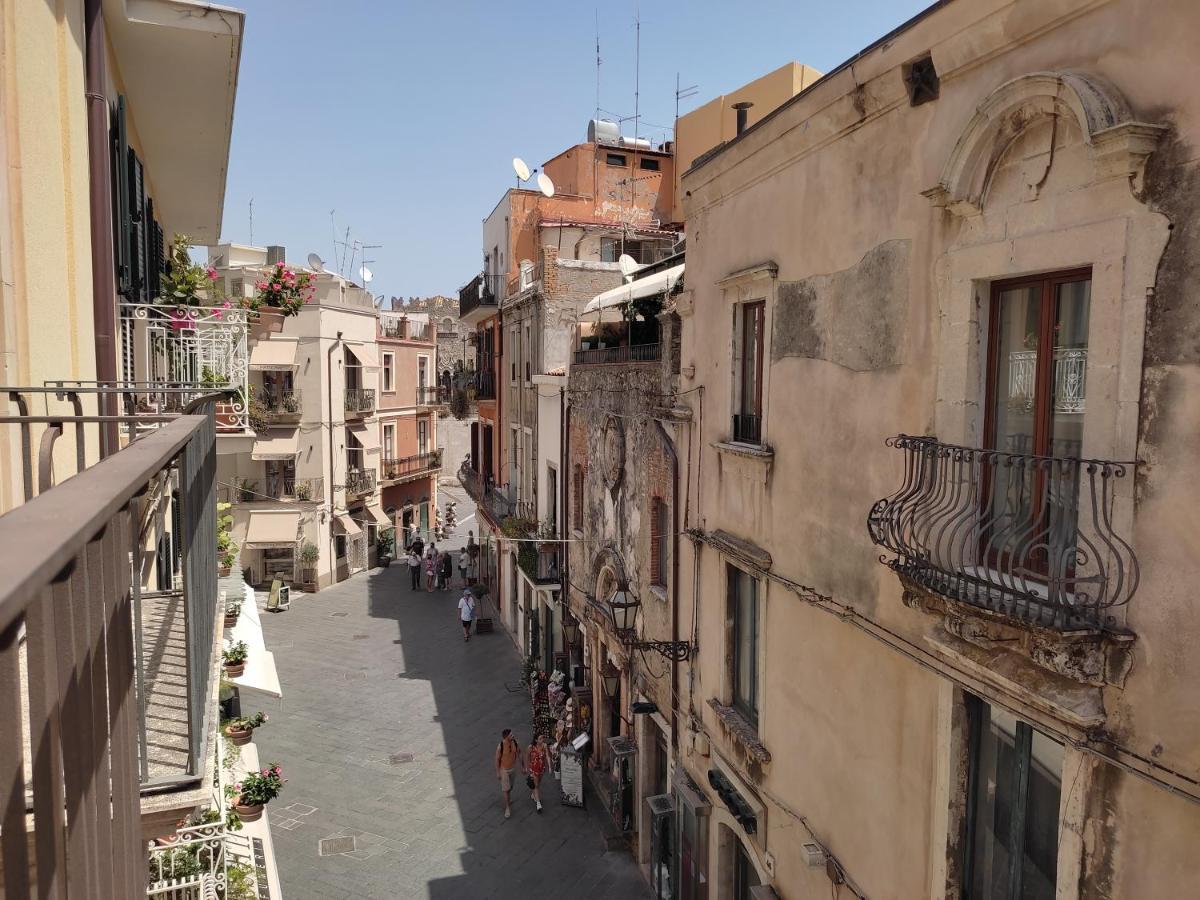 Rosa Thea Suite Taormina Exterior photo